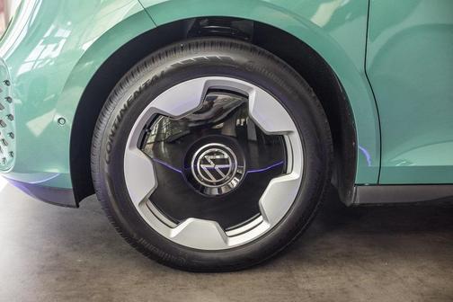 2025 Volkswagen ID. Buzz Pro S Plus