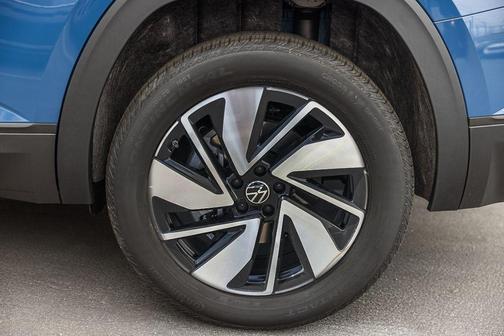 Lake Blue 2026 Volkswagen Atlas 2.0T SE W/TECHNOLOGY