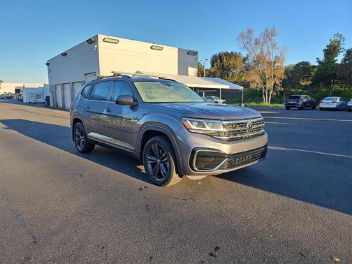 2021 Volkswagen Atlas 3.6 V6 SE w/ Technology R-Line