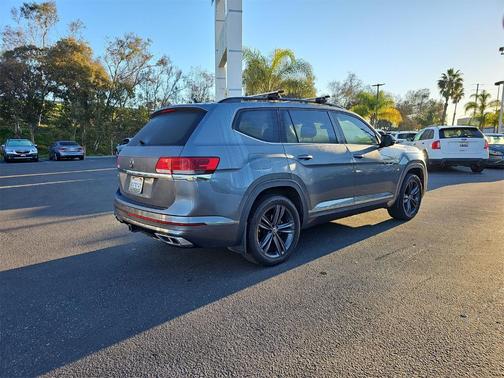 2021 Volkswagen Atlas 3.6 V6 SE w/ Technology R-Line