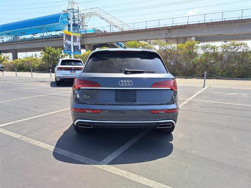 2023 Audi Q5 45 S line quattro Premium
