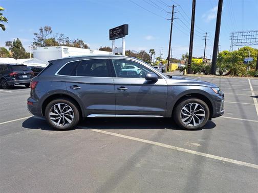 2023 Audi Q5 45 S line quattro Premium