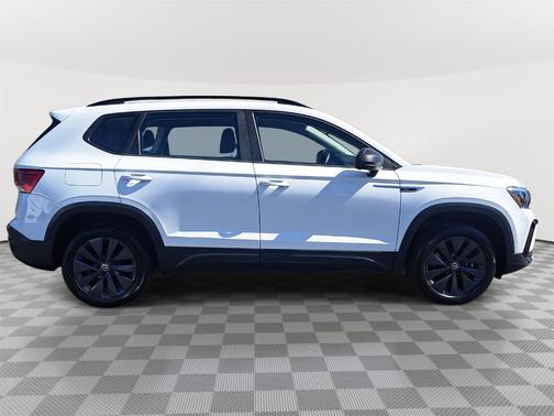 2022 Volkswagen Taos 1.5T S