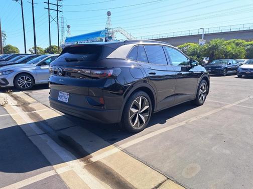 2023 Volkswagen ID.4 S