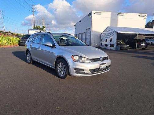 2017 Volkswagen Golf SportWagen TSI S