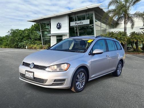 2017 Volkswagen Golf SportWagen TSI S