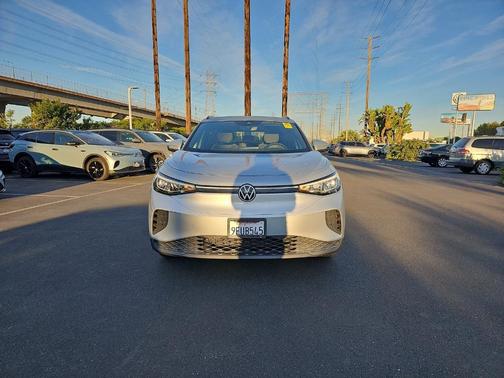 2022 Volkswagen ID.4 Pro