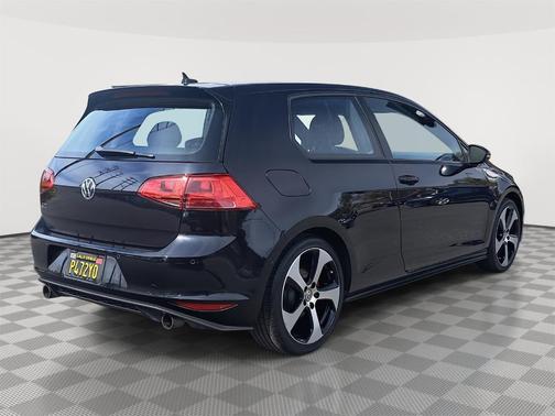 2016 Volkswagen Golf GTI SE