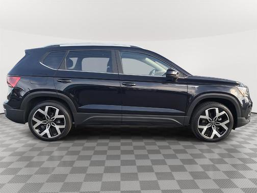 2023 Volkswagen Taos 1.5T SEL