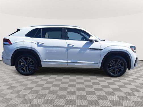 2021 Volkswagen Atlas Cross Sport 3.6L V6 SE w/Technology R-Line