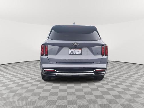 2021 Kia Sorento S