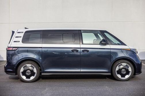 2025 Volkswagen ID. Buzz Pro S Plus