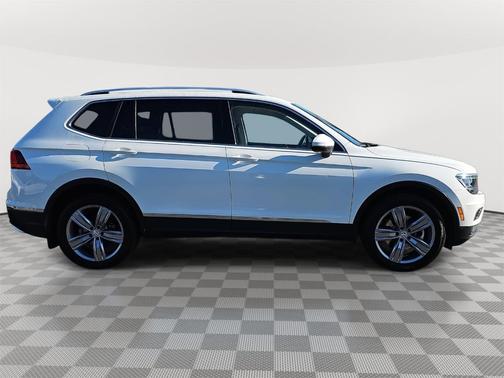 2018 Volkswagen Tiguan 2.0T SEL Premium