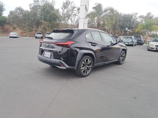 2019 Lexus UX 200 Base