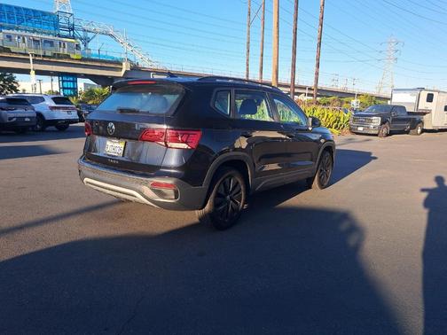 2023 Volkswagen Taos 1.5T S