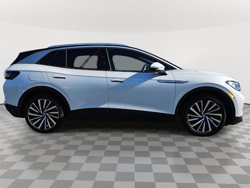 2023 Volkswagen ID.4 Pro S Plus