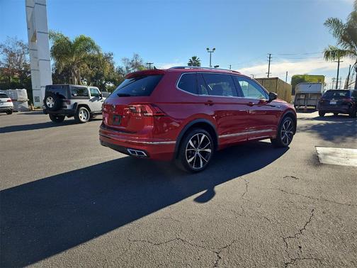2024 Volkswagen Tiguan 2.0T SEL R-Line