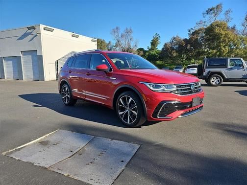 2024 Volkswagen Tiguan 2.0T SEL R-Line