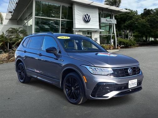 2022 Volkswagen Tiguan 2.0T SE R-Line Black