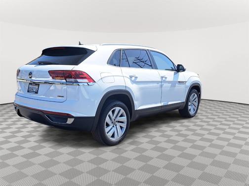 2021 Volkswagen Atlas Cross Sport 2.0T SE w/Technology