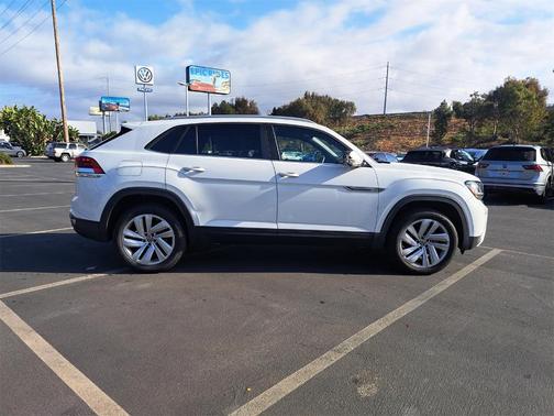 2021 Volkswagen Atlas Cross Sport 2.0T SE w/Technology