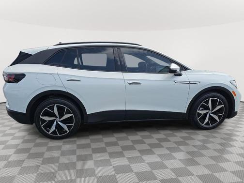 Opal White Pearl Effect 2023 Volkswagen ID.4 Pro S