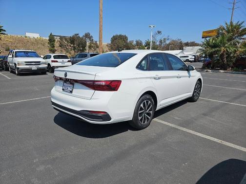 Pure White 2026 Volkswagen Jetta 1.5T S