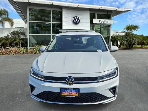 Pure White 2026 Volkswagen Jetta 1.5T S
