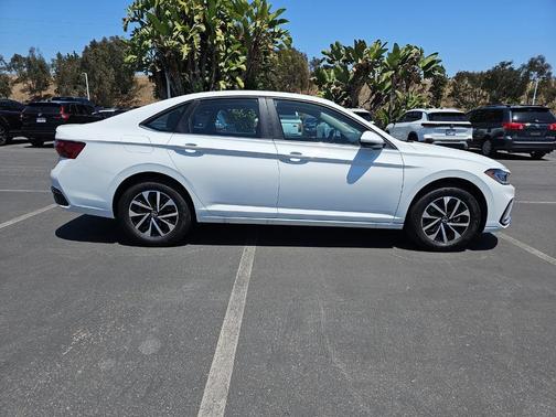 Pure White 2026 Volkswagen Jetta 1.5T S