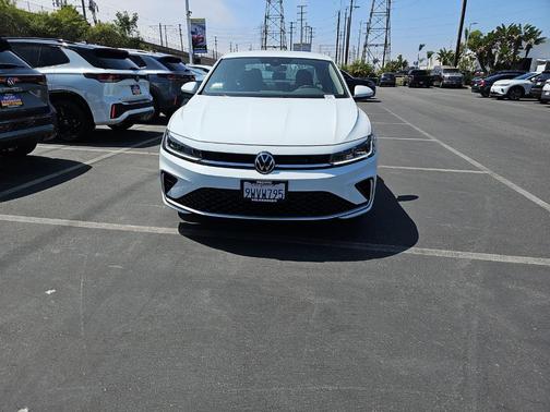 Pure White 2026 Volkswagen Jetta 1.5T S
