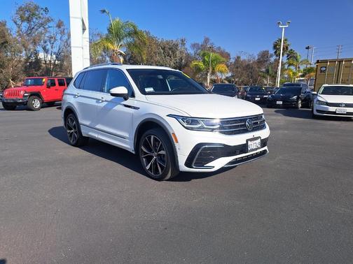 2022 Volkswagen Tiguan 2.0T SEL R-Line