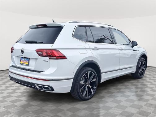 2022 Volkswagen Tiguan 2.0T SEL R-Line