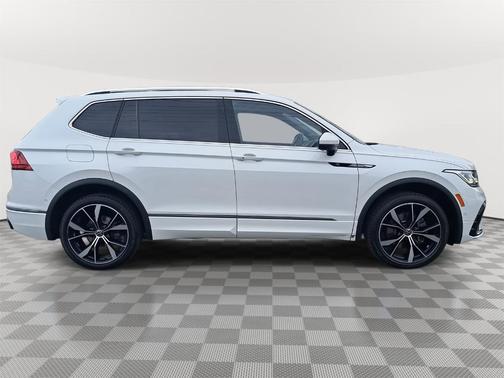 2022 Volkswagen Tiguan 2.0T SEL R-Line