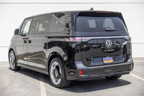 2025 Volkswagen ID. Buzz Pro S