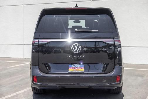 2025 Volkswagen ID. Buzz Pro S