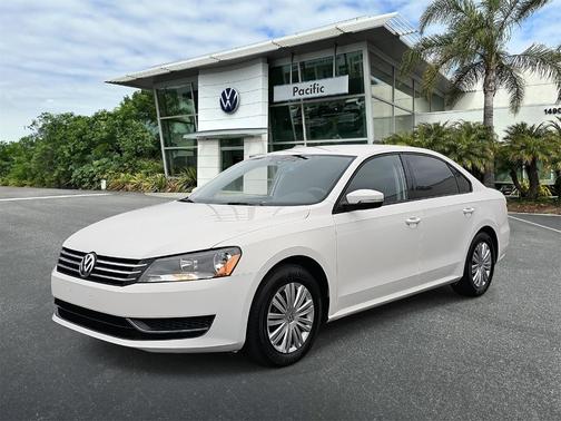 2014 Volkswagen Passat 1.8T S