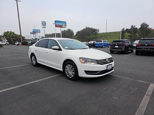 2014 Volkswagen Passat 1.8T S