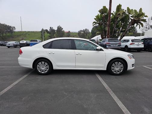 2014 Volkswagen Passat 1.8T S