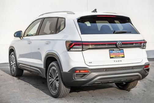 2025 Volkswagen Taos 1.5T SE