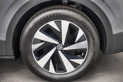 2025 Volkswagen ID.4 Pro