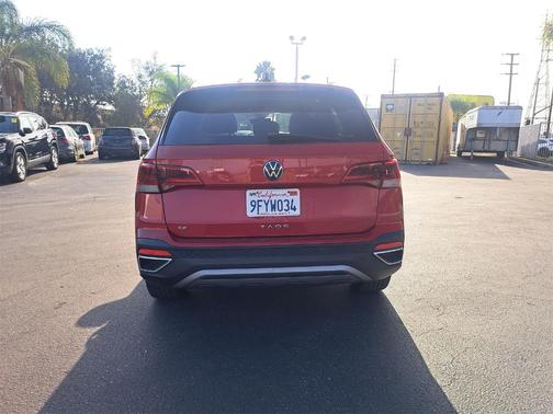 2023 Volkswagen Taos 1.5T SE