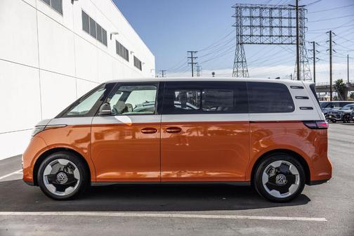 Energetic Orange W/White Upper 2025 Volkswagen ID. Buzz Pro S Plus
