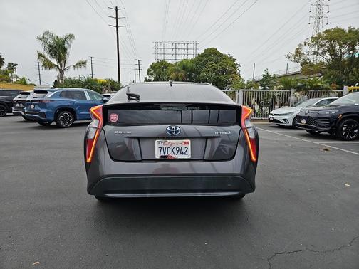 2016 Toyota Prius Two