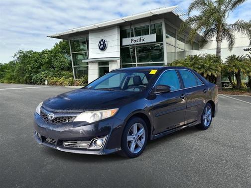 2013 Toyota Camry SE