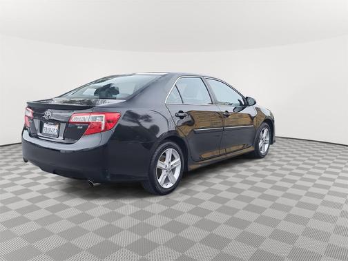 2013 Toyota Camry SE