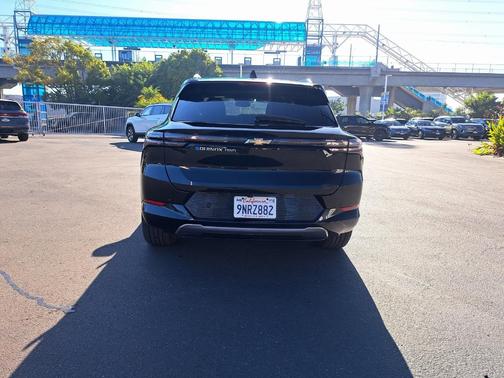 2024 Chevrolet Equinox EV LT