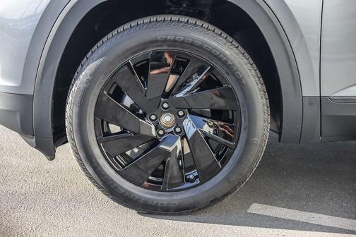 Pure Gray 2026 Volkswagen Atlas 2.0T SE W/TECHNOLOGY