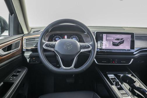 Pure Gray 2026 Volkswagen Atlas 2.0T SE W/TECHNOLOGY