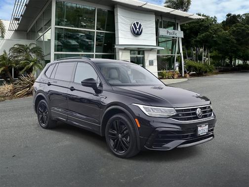 2022 Volkswagen Tiguan 2.0T SE R-Line Black