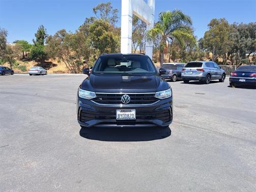 2022 Volkswagen Tiguan 2.0T SE R-Line Black